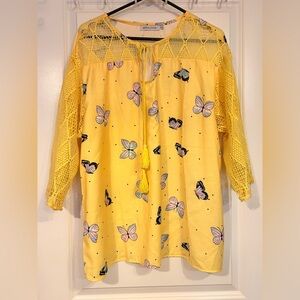 MISSLOOK 3x Charming Yellow Top with Butterfly Print and Lace sleeves
